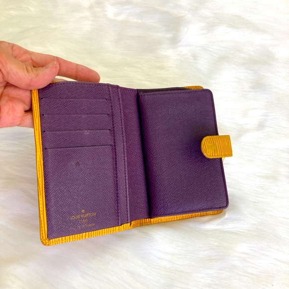 Authentic Louis Vuitton Kisslock wallet - Picture 3 of 15